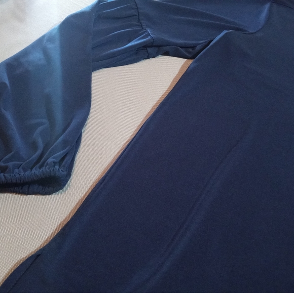 MICHAEL Michael Kors Blue Flowy Long Sleeved V Neck Top Blouse 🌿 Size Small - Picture 9 of 14